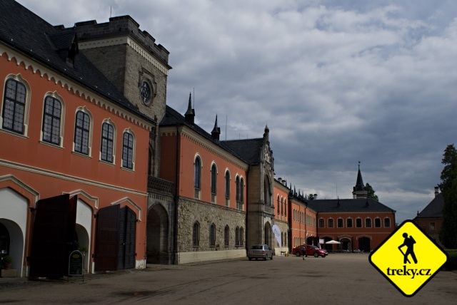 Sychrov_02.jpg